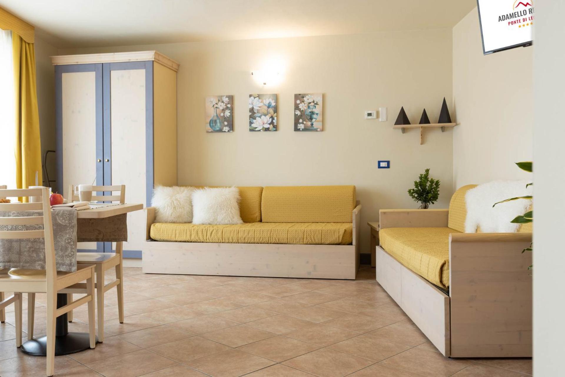 Residence Adamello Resort Ponte Di Legno Rum bild