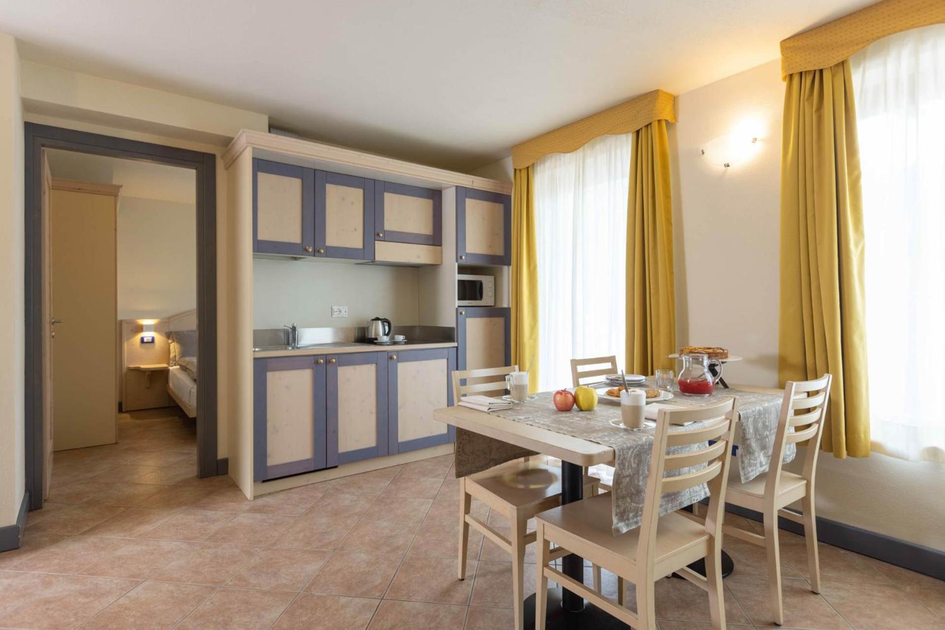 Residence Adamello Resort Ponte Di Legno Rum bild
